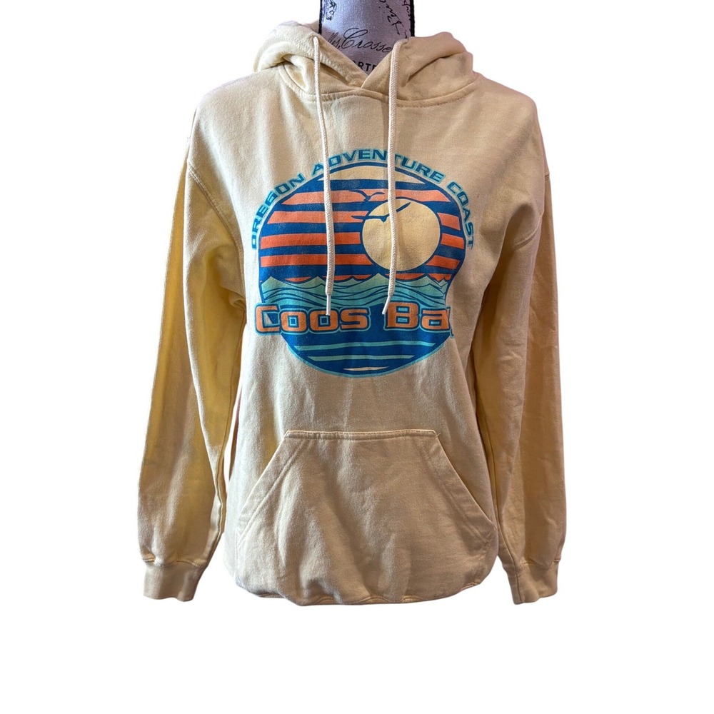 RetroVision Apparel Coos Bay Oregon Adventure Coast Graphic‎ Hoodie Yellow Small